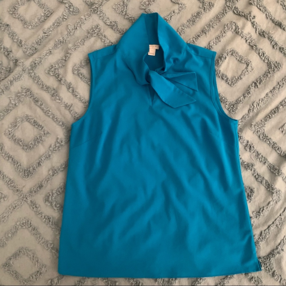 Business casual top